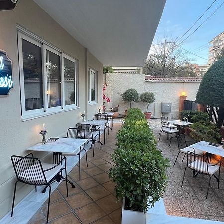 Hotel Maroussi Athena Bagian luar foto