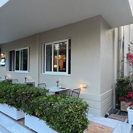 Hotel Maroussi Athena Bagian luar foto