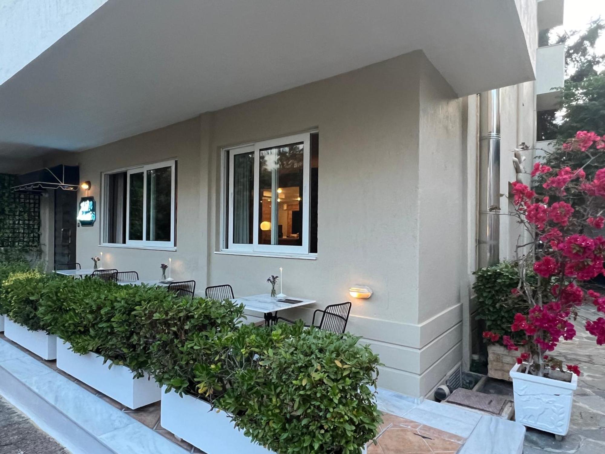 Hotel Maroussi Athena Bagian luar foto