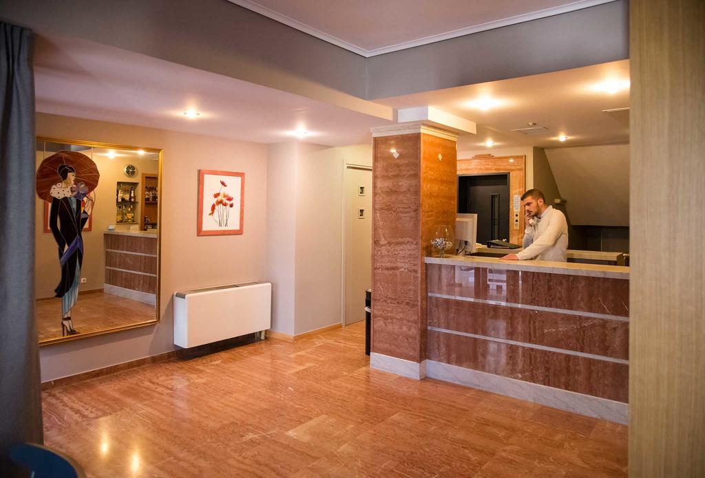 Hotel Maroussi Athena Bagian luar foto